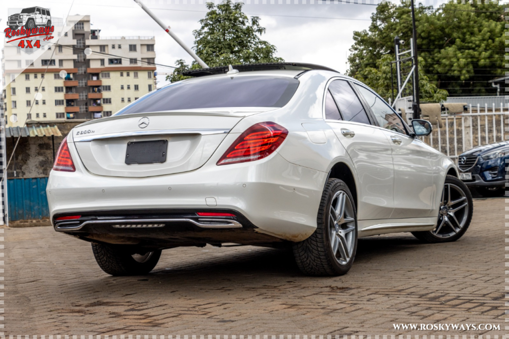 Mercedes-Benz S300 HYBRID