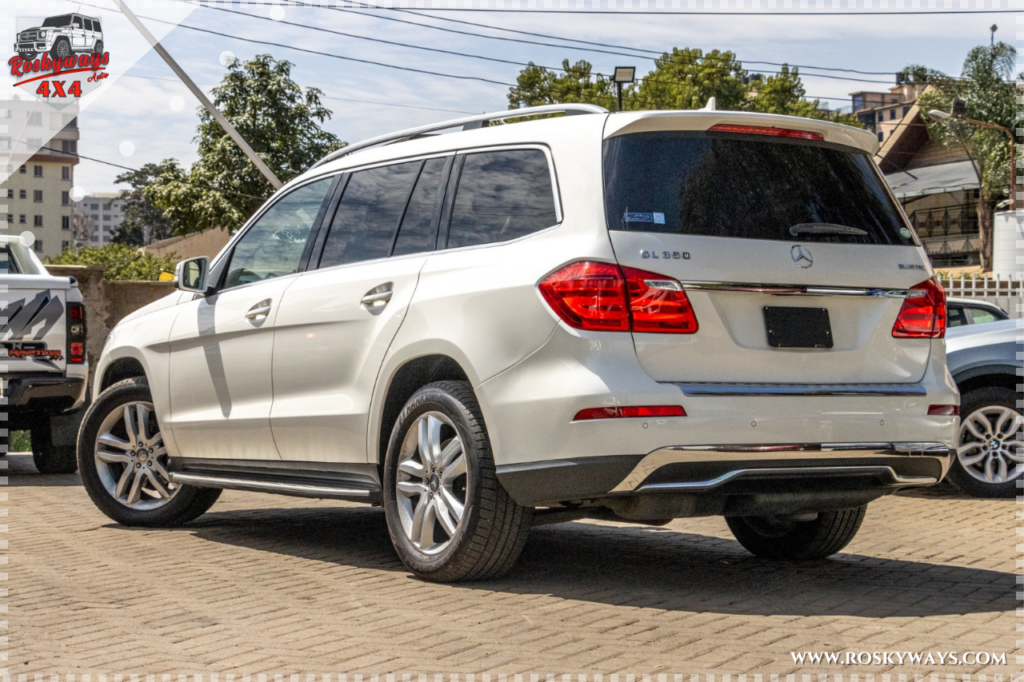 MERCEDES BENZ GL350 BlueTec