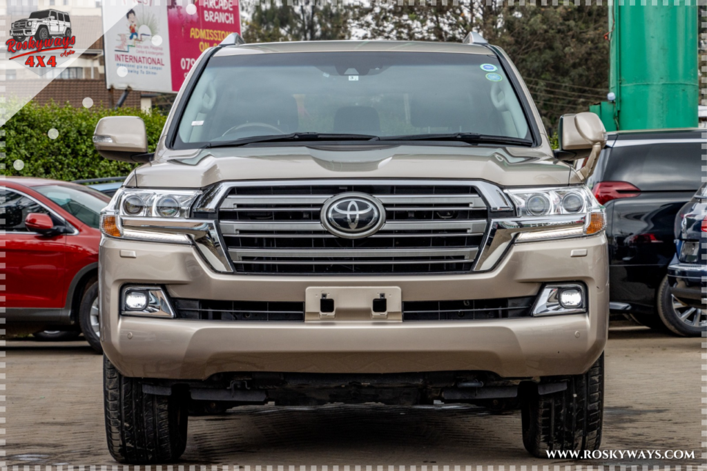 2016 TOYOTA LAND CRUISER