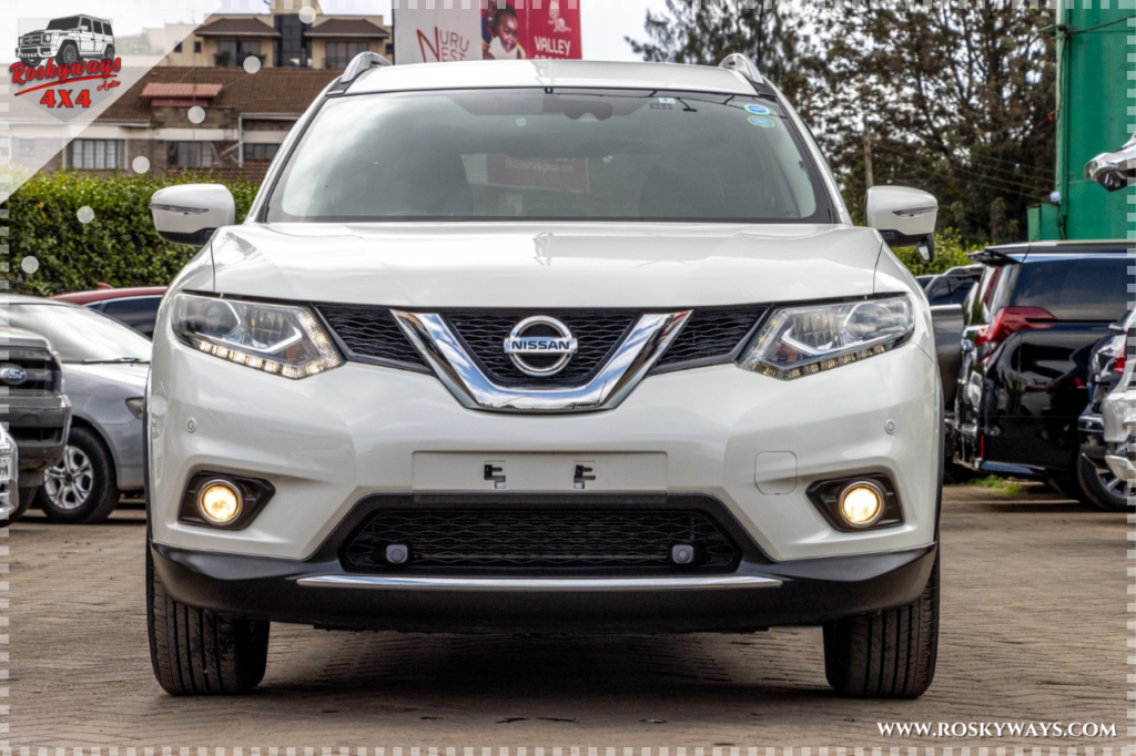 2016 NISSAN X-TRAIL