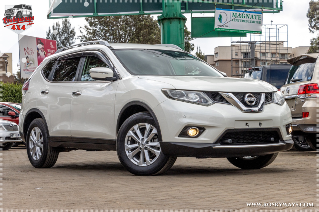 2016 NISSAN X-TRAIL