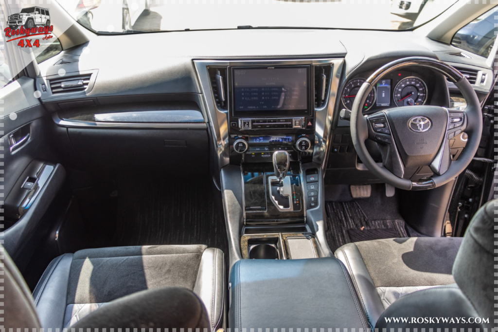 2016 TOYOTA ALPHARD