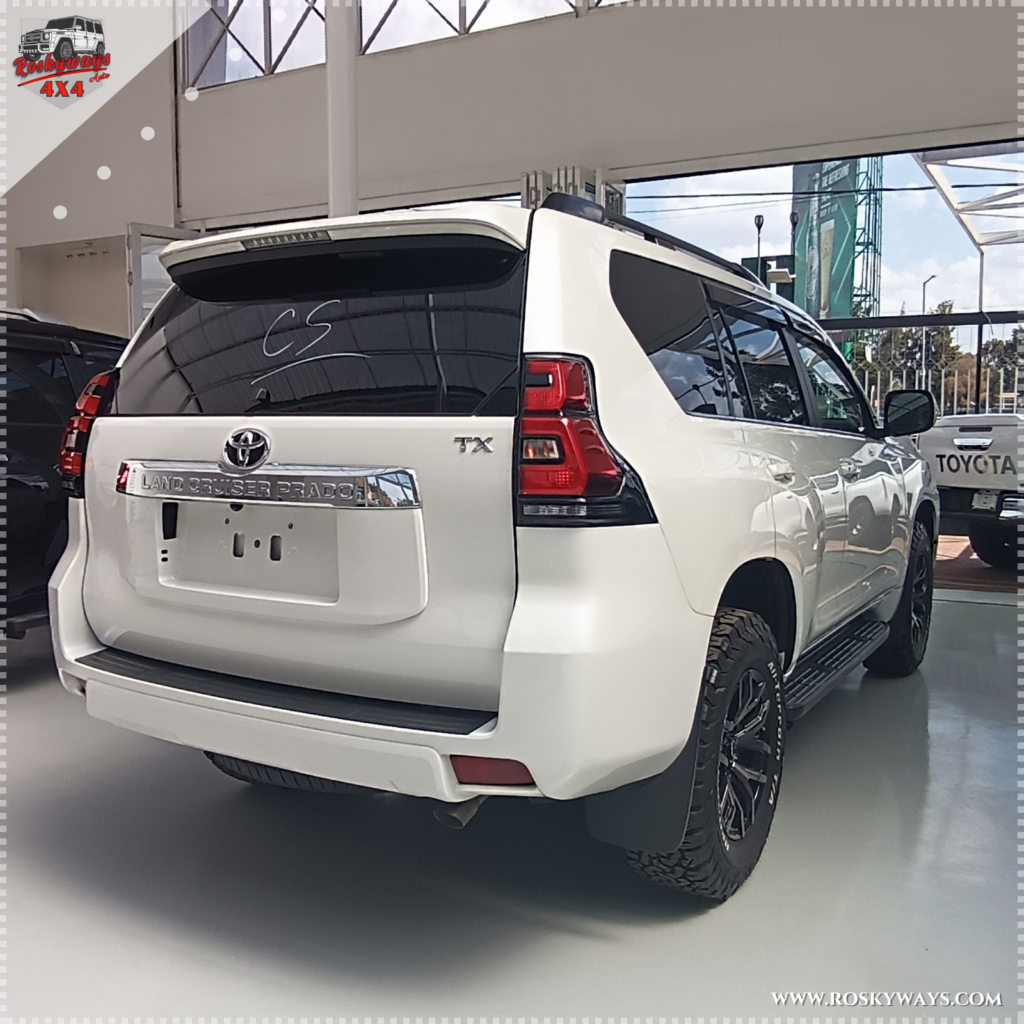 2018 TOYOTA LAND CRUISER PRADO TX