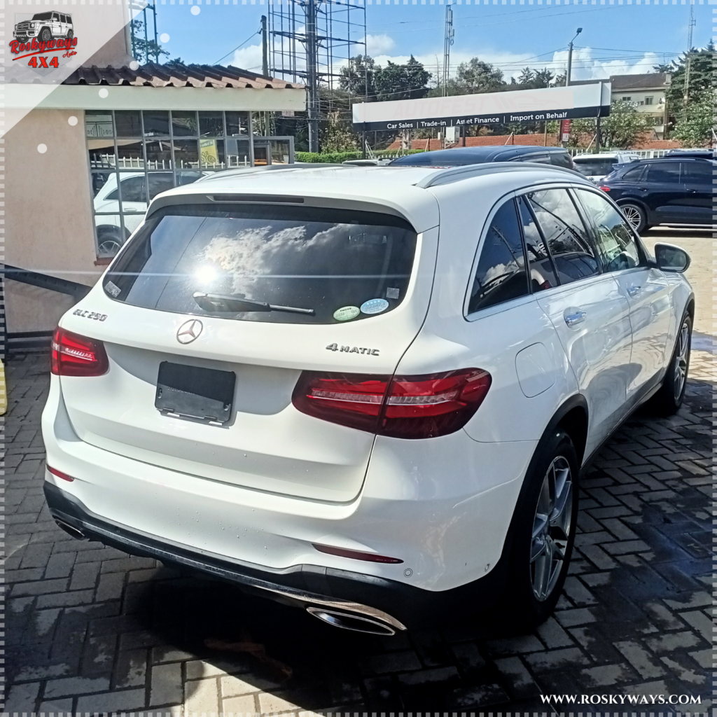 Mercedes Benz GLC250 4MATIC