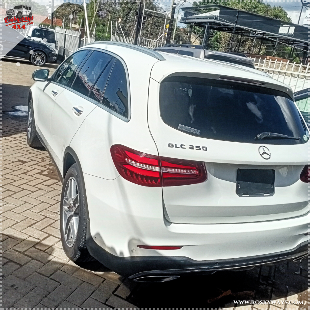 Mercedes Benz GLC250 4MATIC