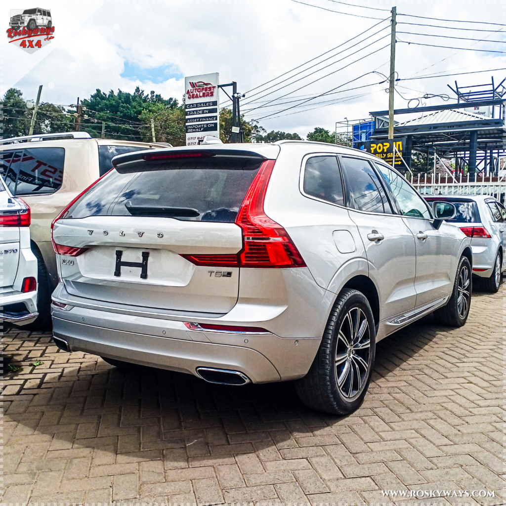 Volvo XC60 T5