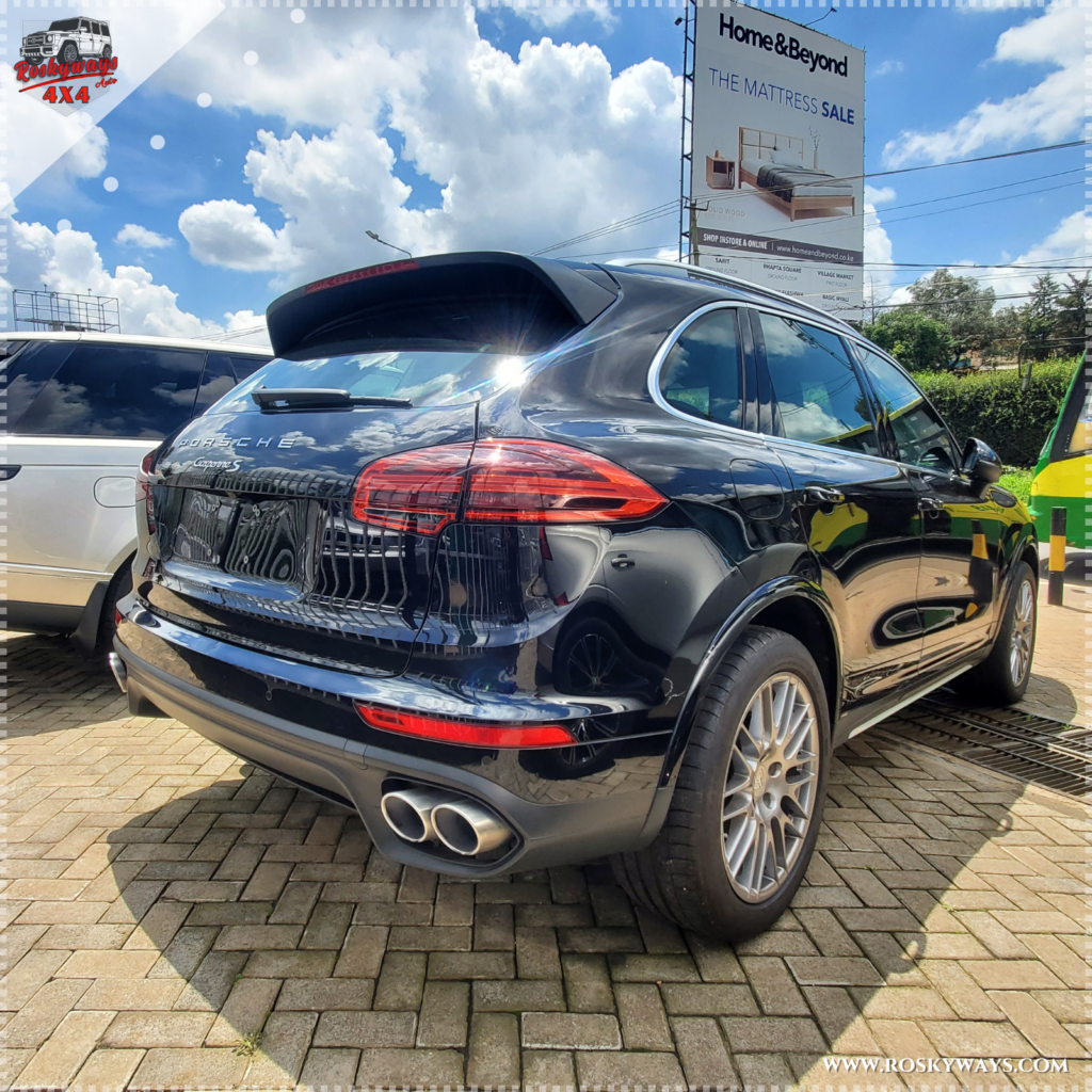 Porsche Cayenne S