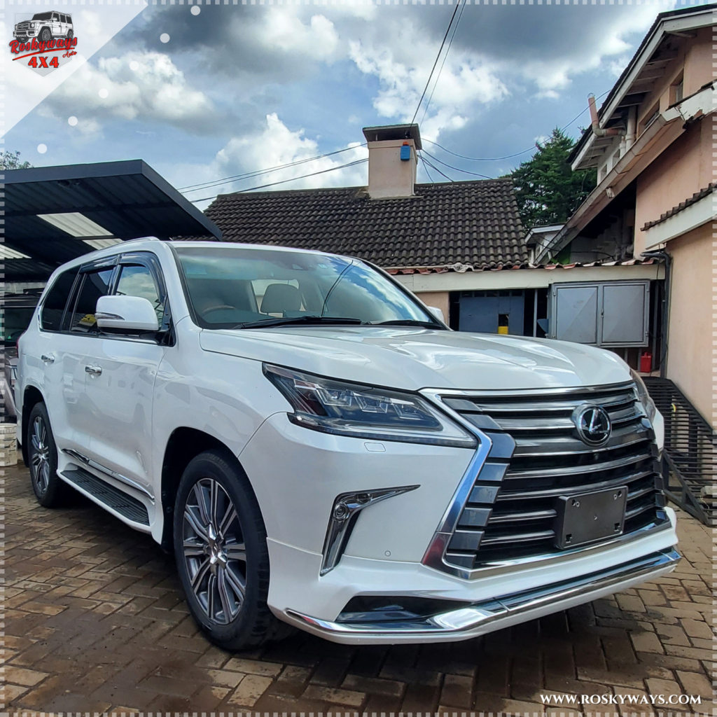 2016 LEXUS LX570