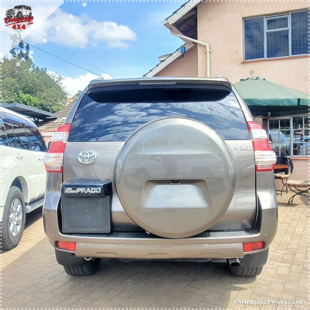 Toyota Land Cruiser Prado VX-L