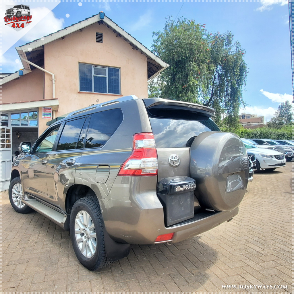 Toyota Land Cruiser Prado VX-L