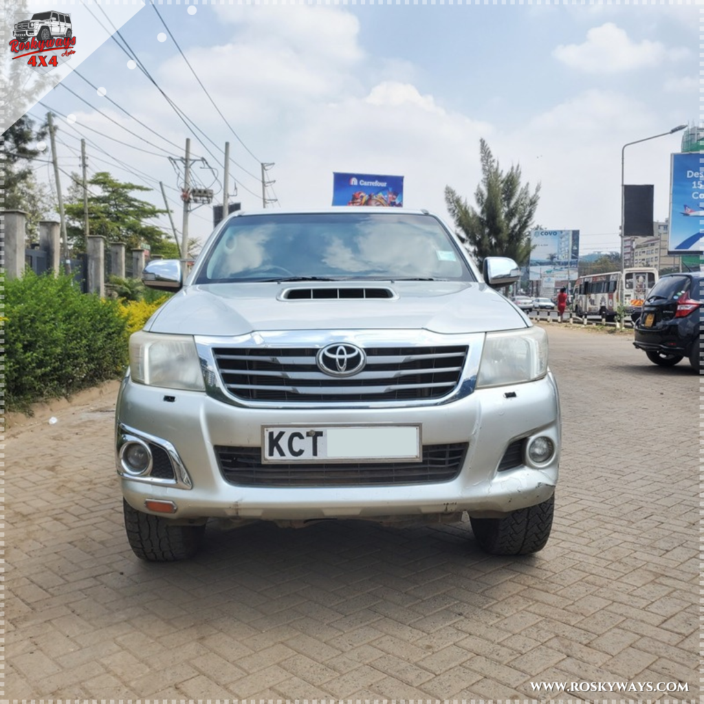 2015 Toyota Hilux Invincible