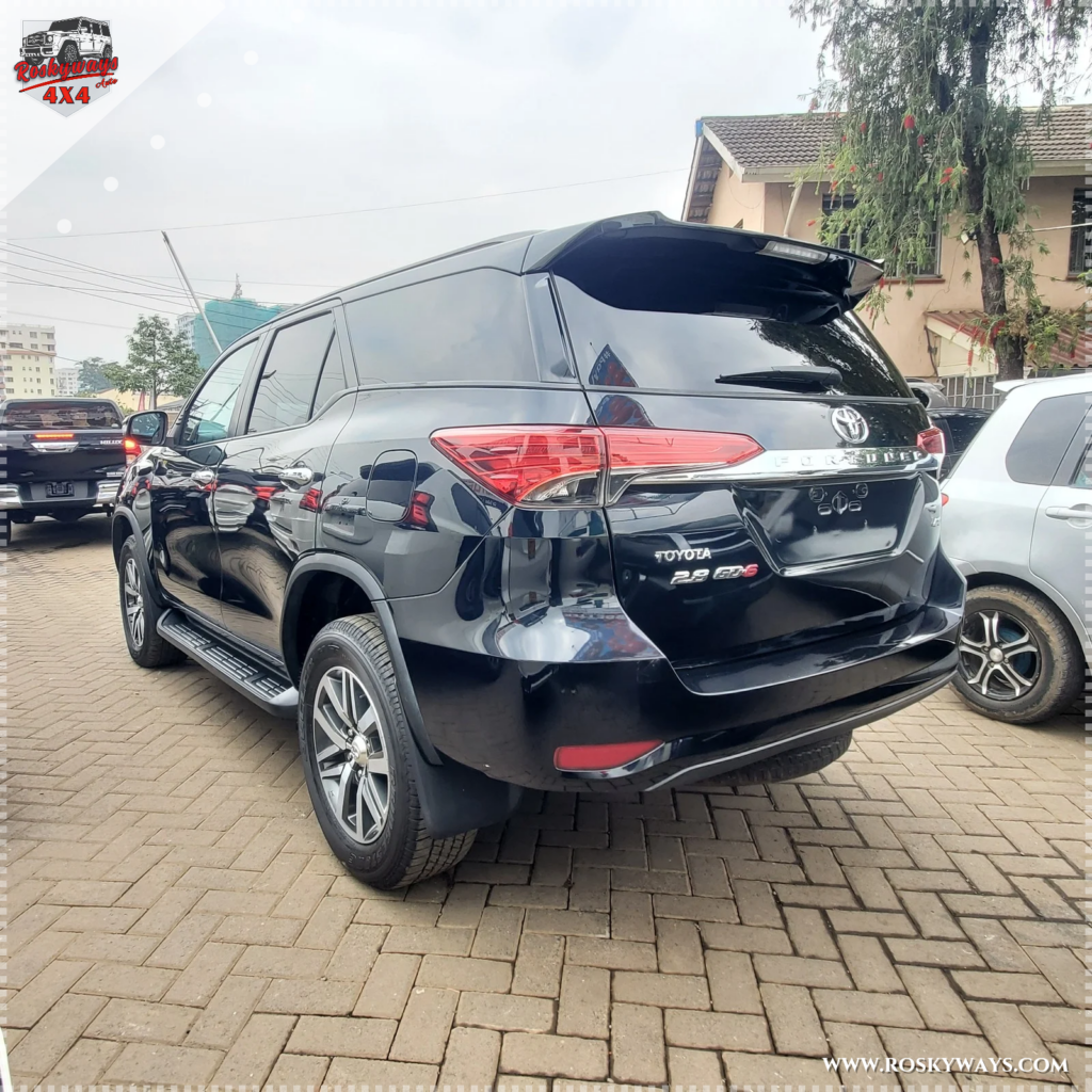 Toyota Fortuner 2.8 6-GD