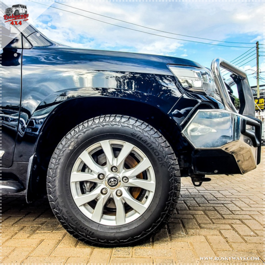 Toyota Land Cruiser Sahara