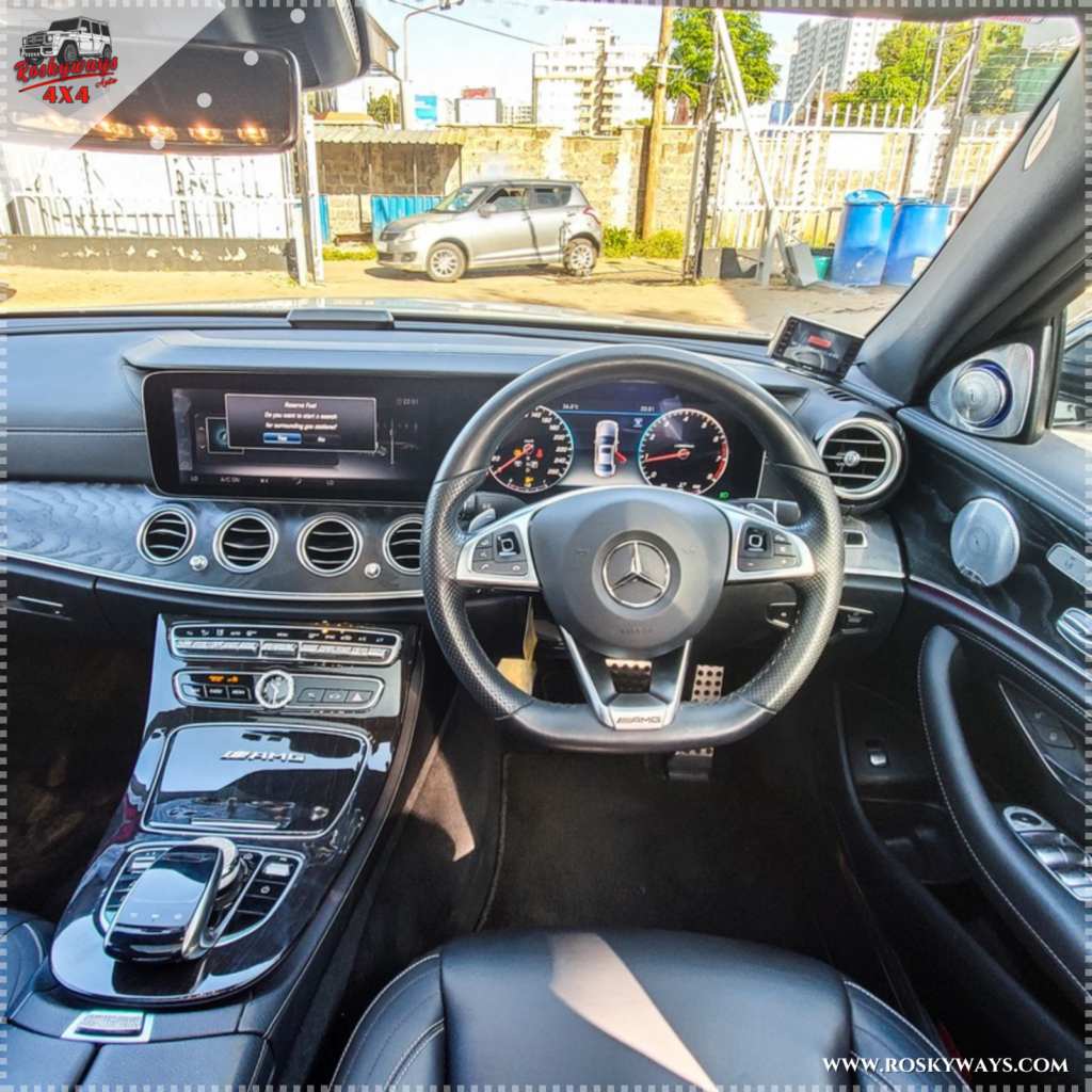 Mercedes-Benz E400 AMG Line