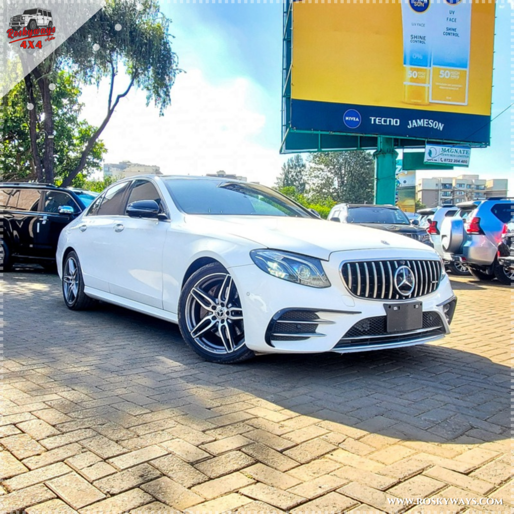 Mercedes-Benz E400 AMG Line