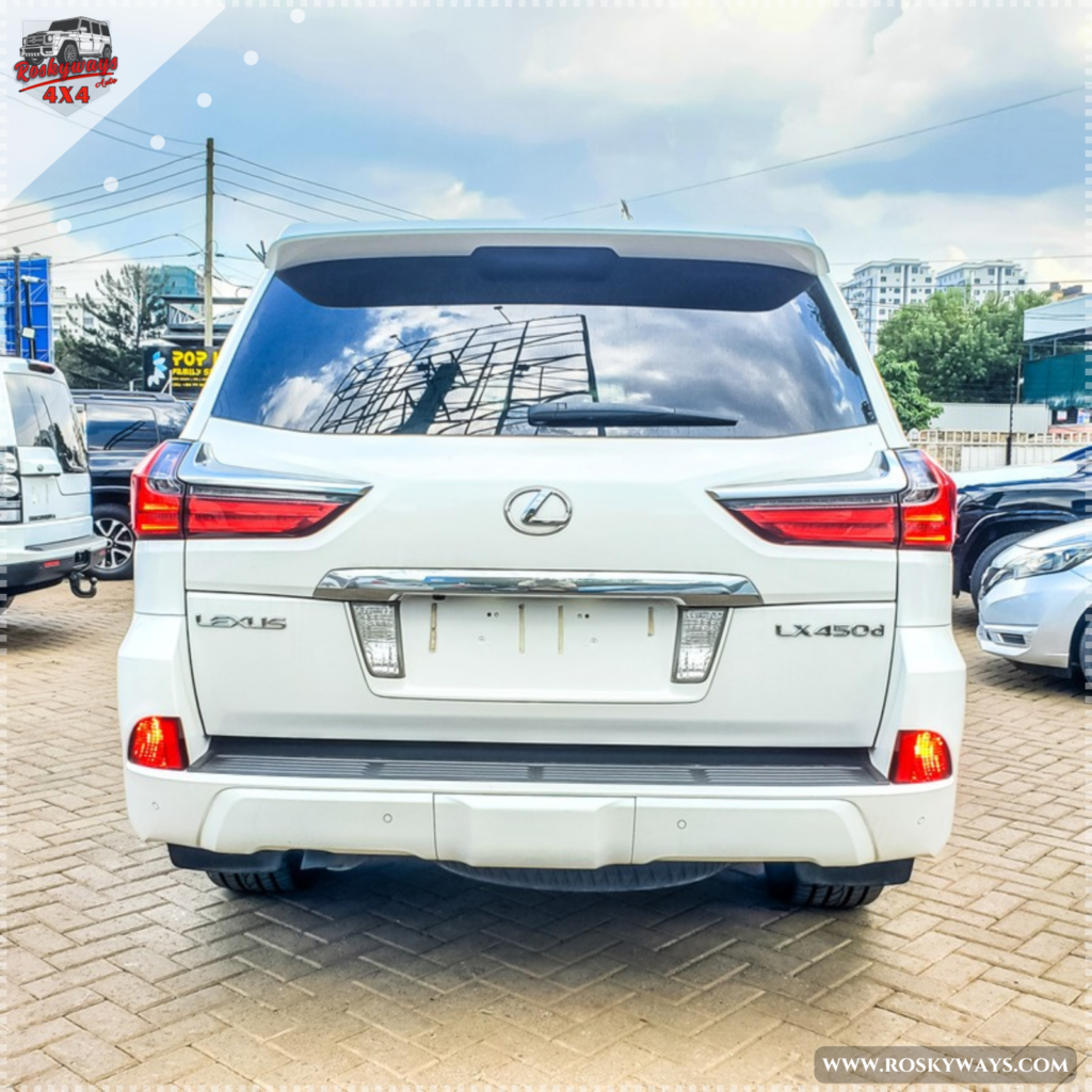 Lexus LX450d