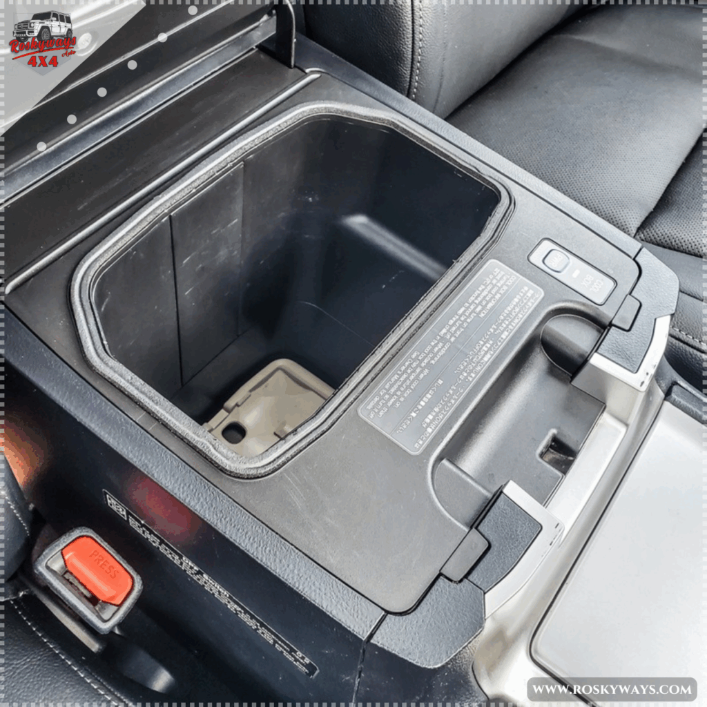 Toyota Land Cruiser Sahara