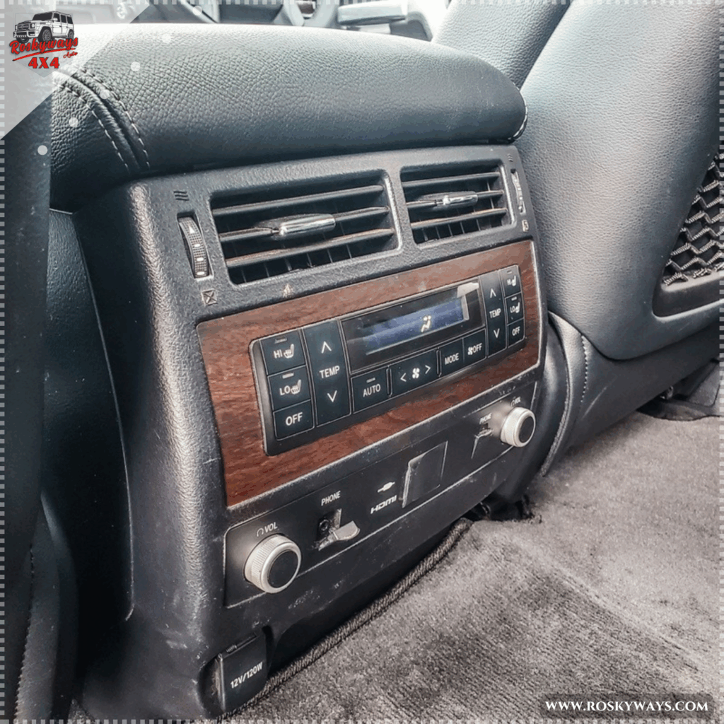 Toyota Land Cruiser Sahara