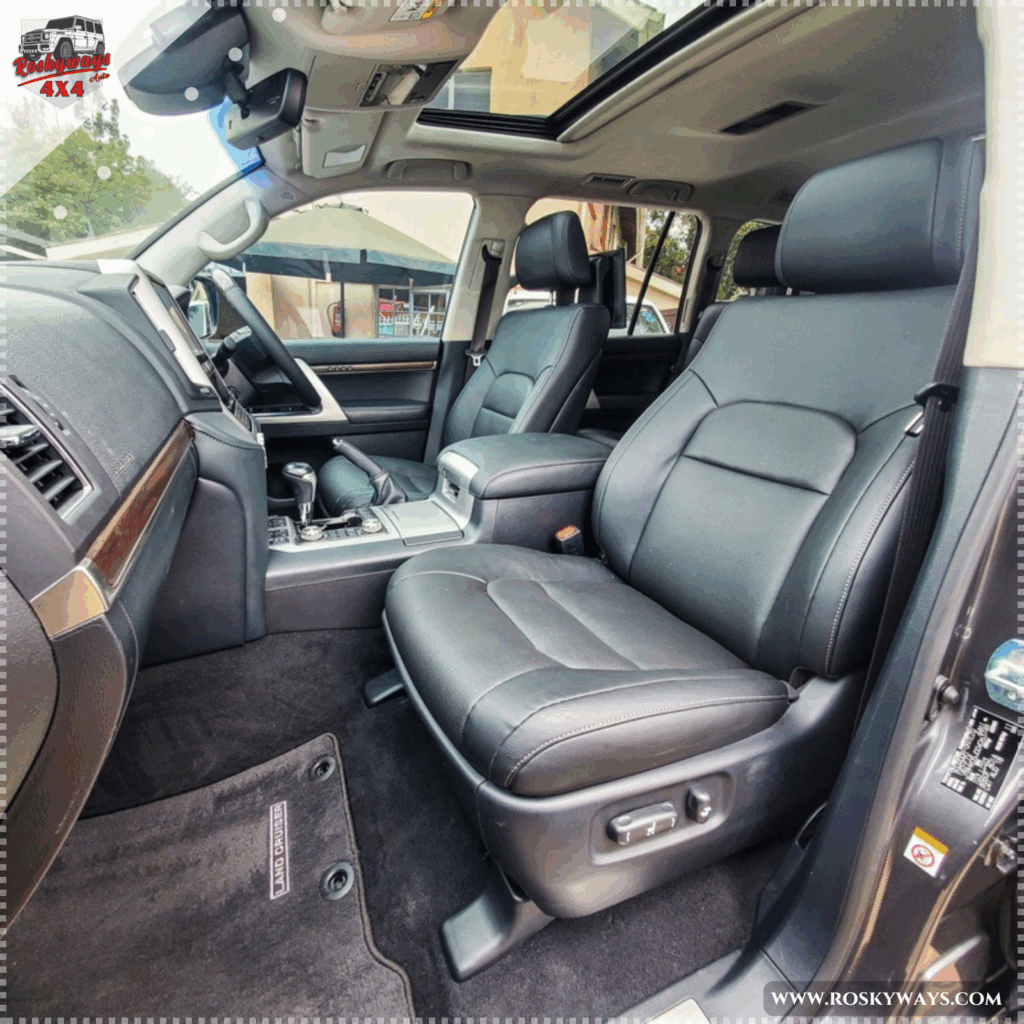 Toyota Land Cruiser Sahara