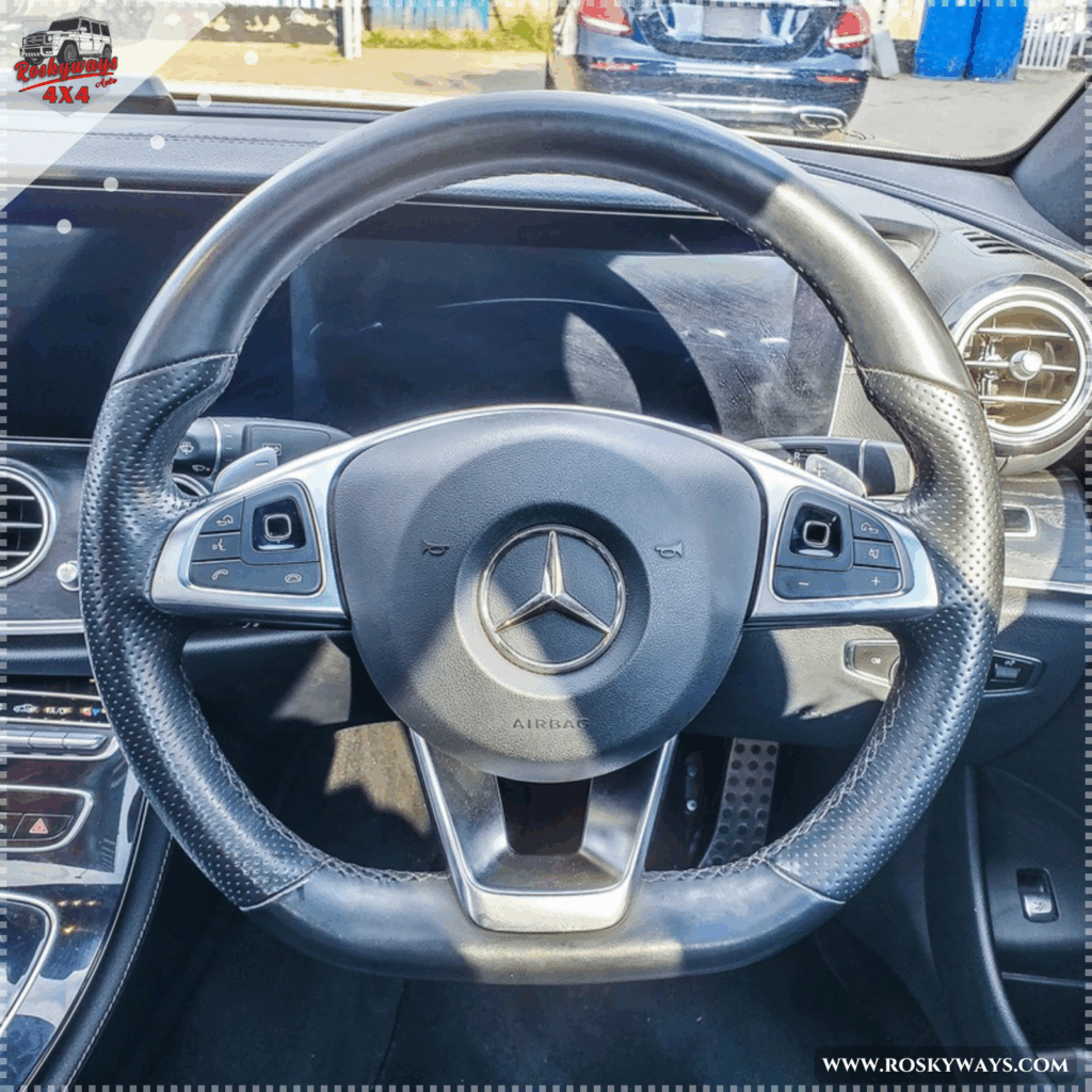 Mercedes-Benz E200 AMG Line