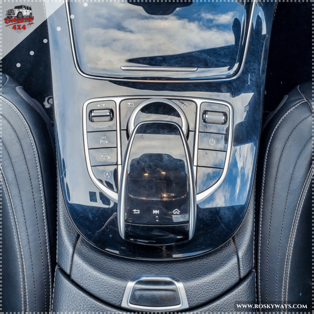 Mercedes-Benz E200 AMG Line