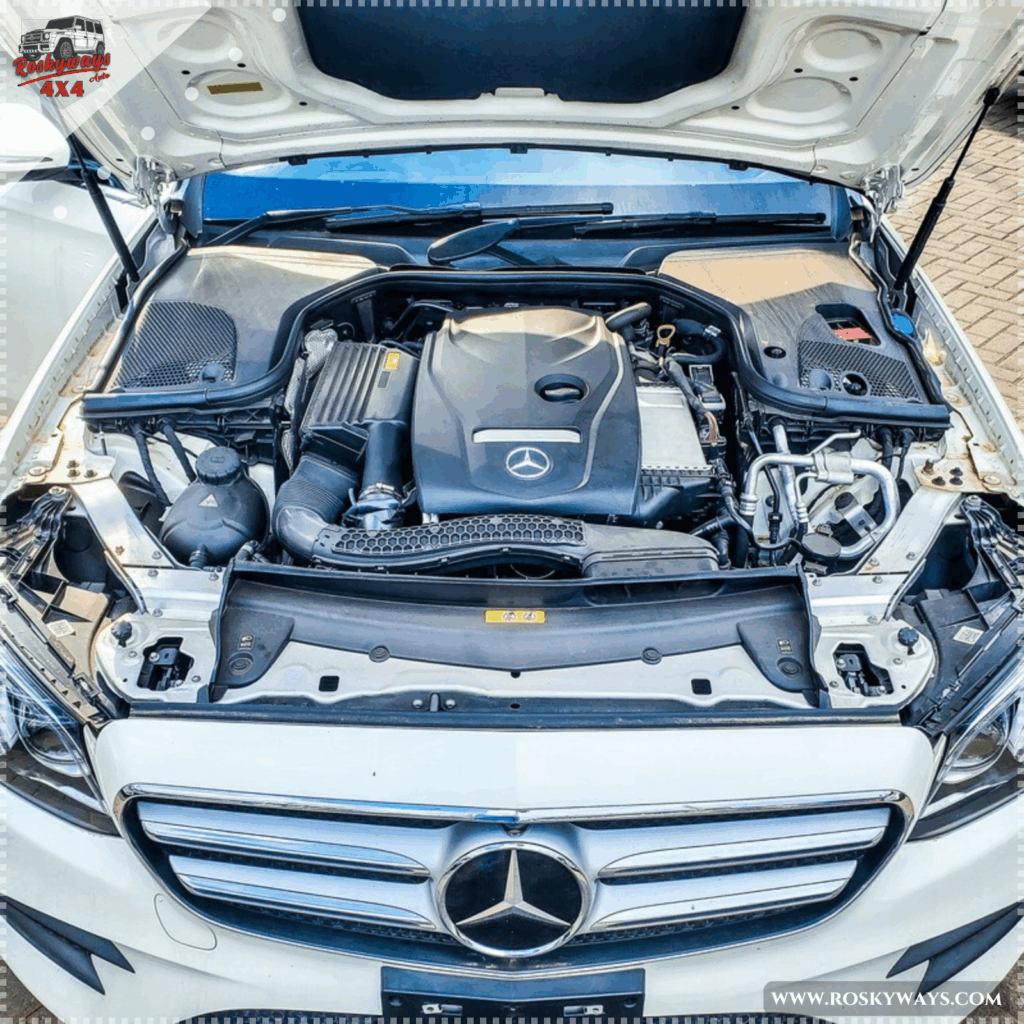 Mercedes-Benz E200 AMG Line