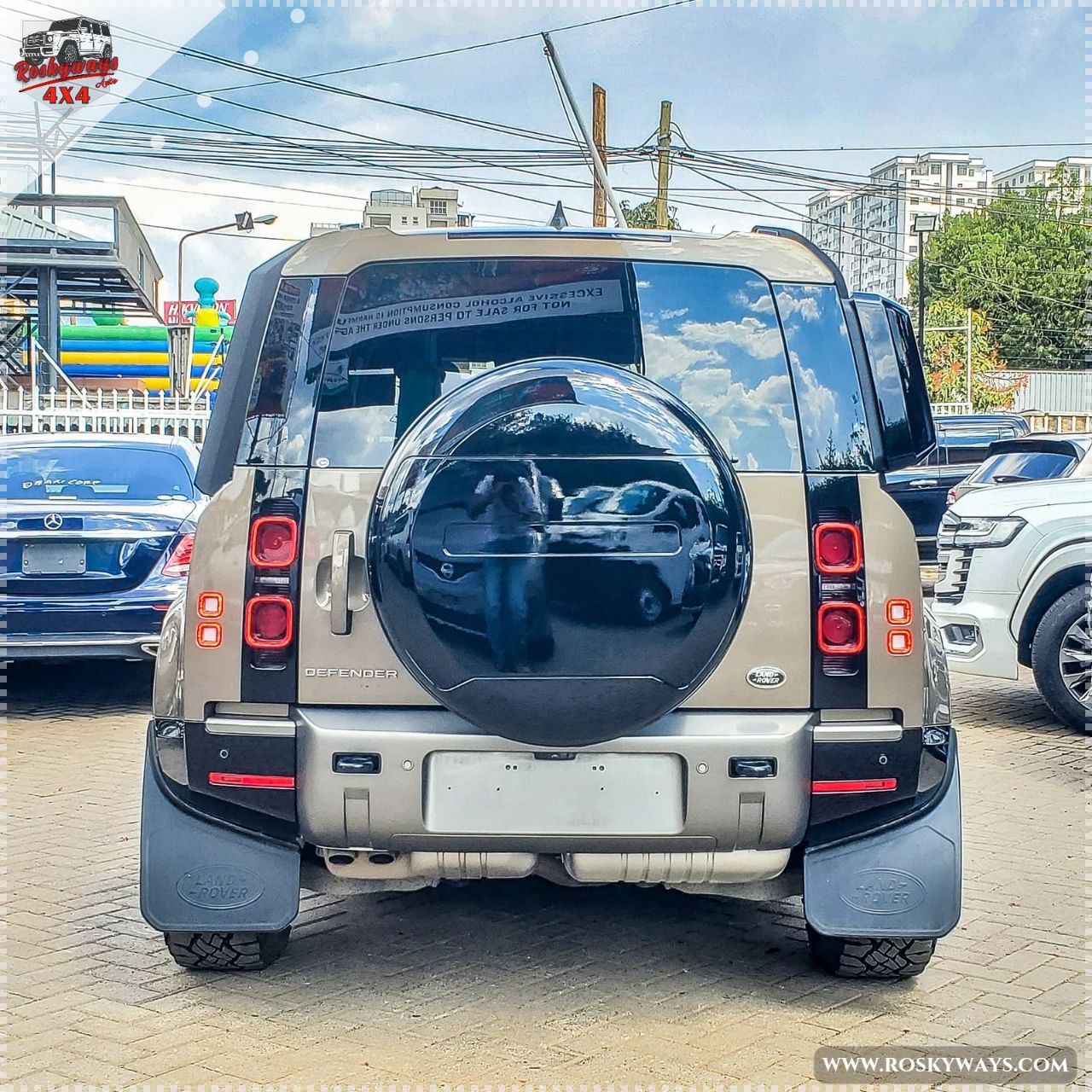 2021 Land Rover Defender 110 HSE, 3.0L, Diesel, Bronze, Roskyways 4X4 Dealerships (2)