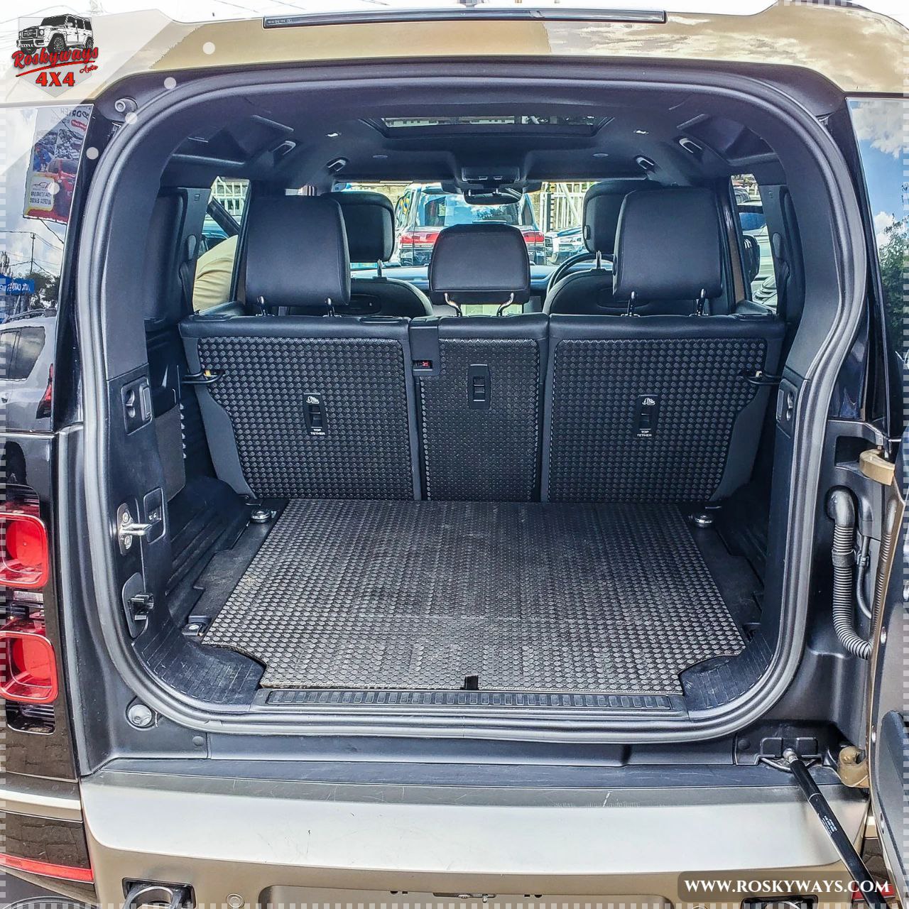 2021 Land Rover Defender 110 HSE, 3.0L, Diesel, Bronze, Roskyways 4X4 Dealerships (2)